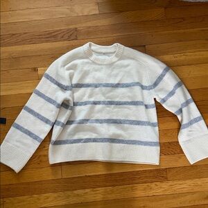 Abercrombie sweater - NEW